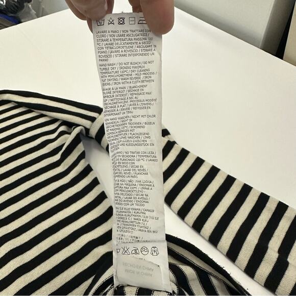 Max Mara Weekend Striped Silk Blend Knit Top - Size Medium - Picture 9 of 12